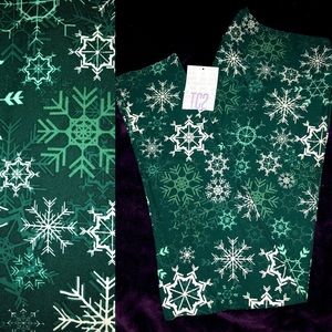 Lularoe TC2 Green Snowflake 2017 Holiday Leggings